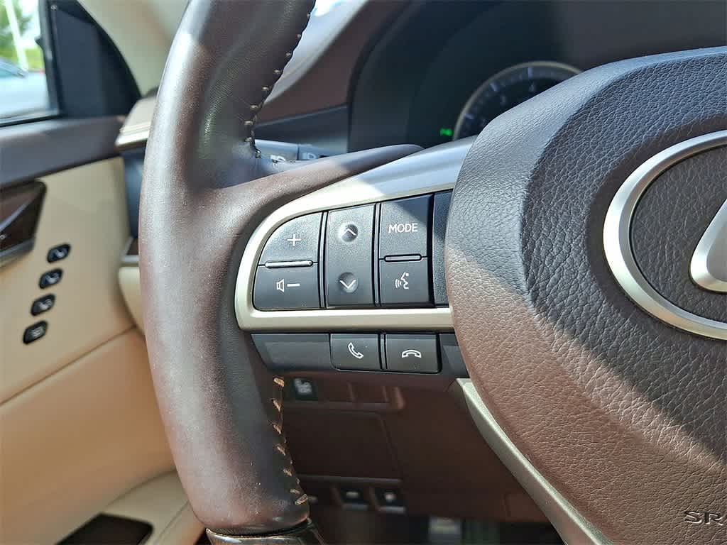 Thumbnail: 2016 Lexus ES - 17