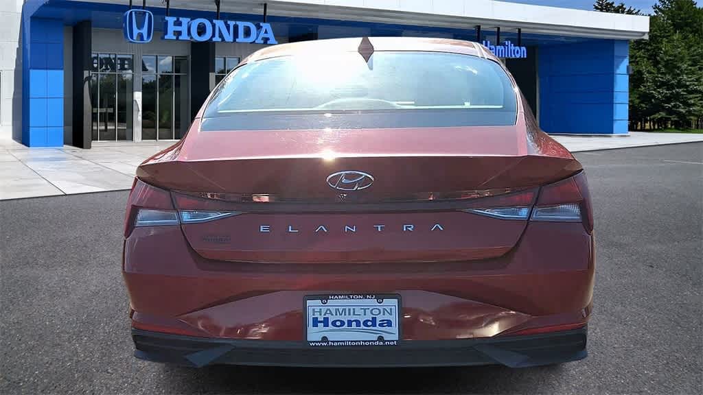 Thumbnail: 2023 Hyundai Elantra - 7