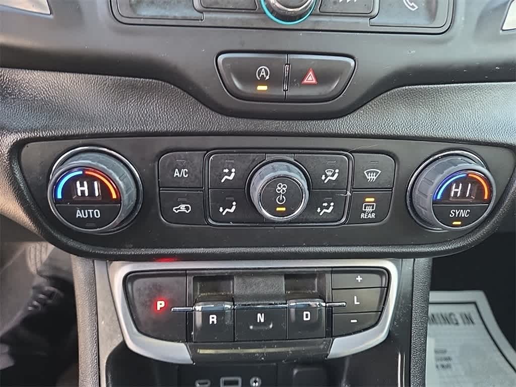 Thumbnail: 2022 GMC Terrain - 20