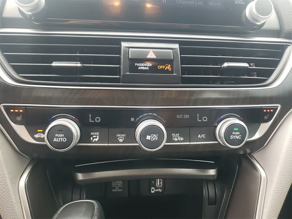 Thumbnail: 2019 Honda Accord - 18