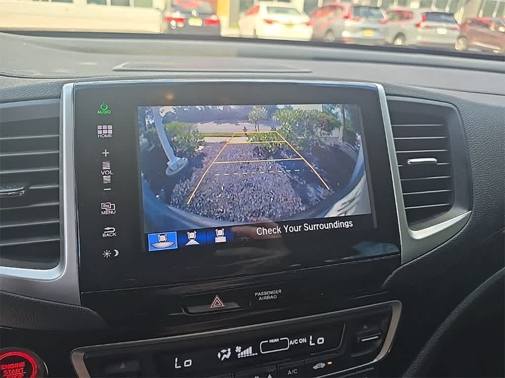 Thumbnail: 2016 Honda Pilot - 12