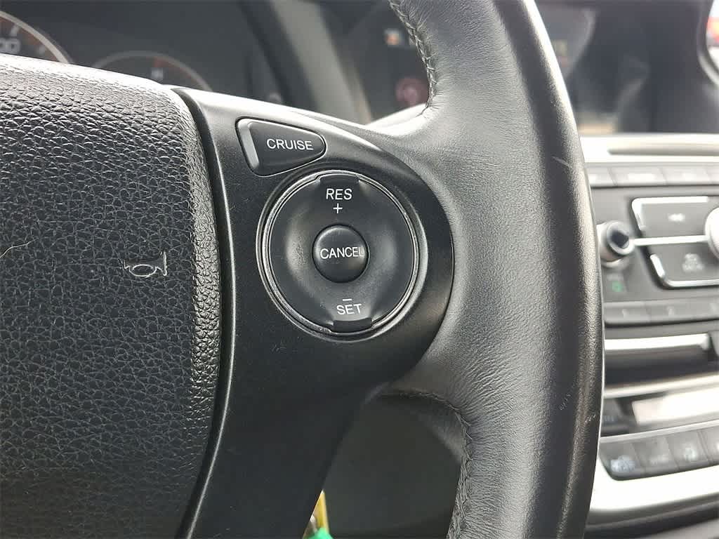 Thumbnail: 2015 Honda Accord - 17