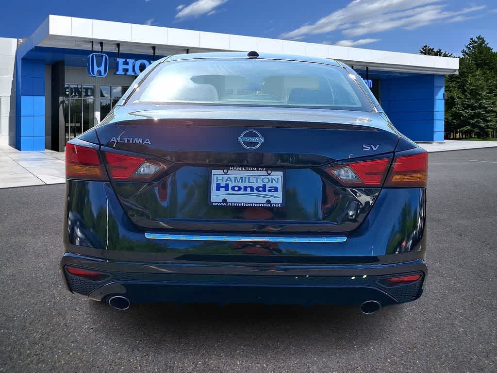 Thumbnail: 2023 Nissan Altima - 23