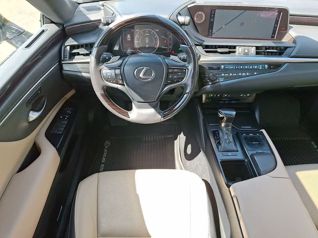 Thumbnail: 2019 Lexus ES - 21