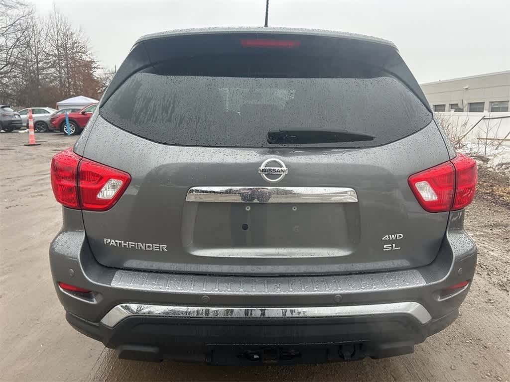 Thumbnail: 2017 Nissan Pathfinder - 5