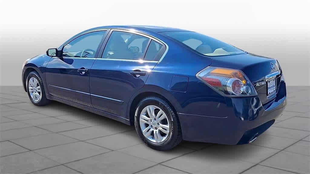 Thumbnail: 2011 Nissan Altima - 6