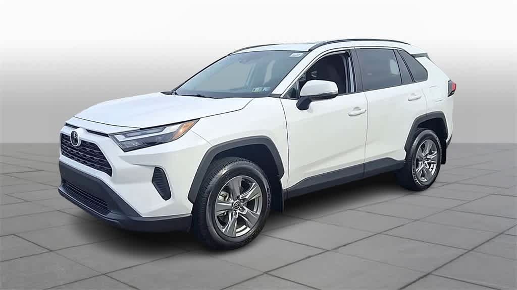 Thumbnail: 2023 Toyota RAV4 - 4