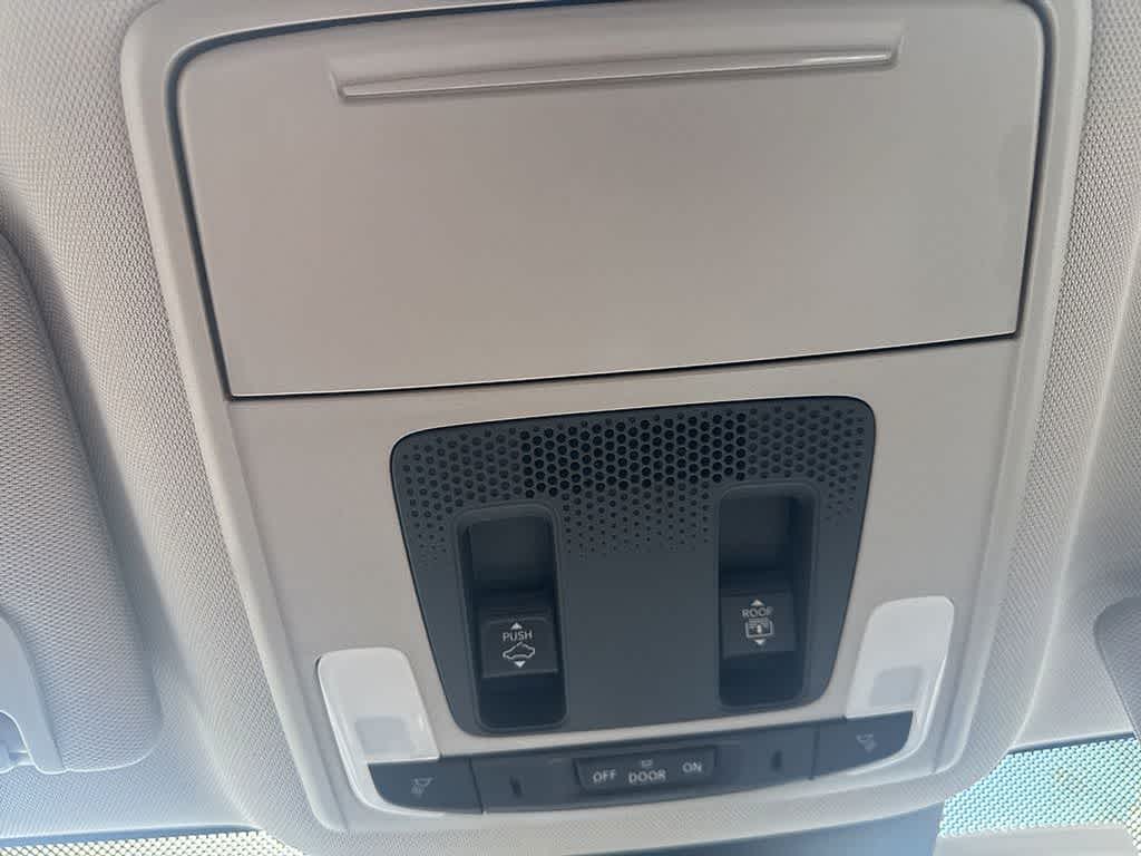 Thumbnail: 2023 Honda Pilot - 21