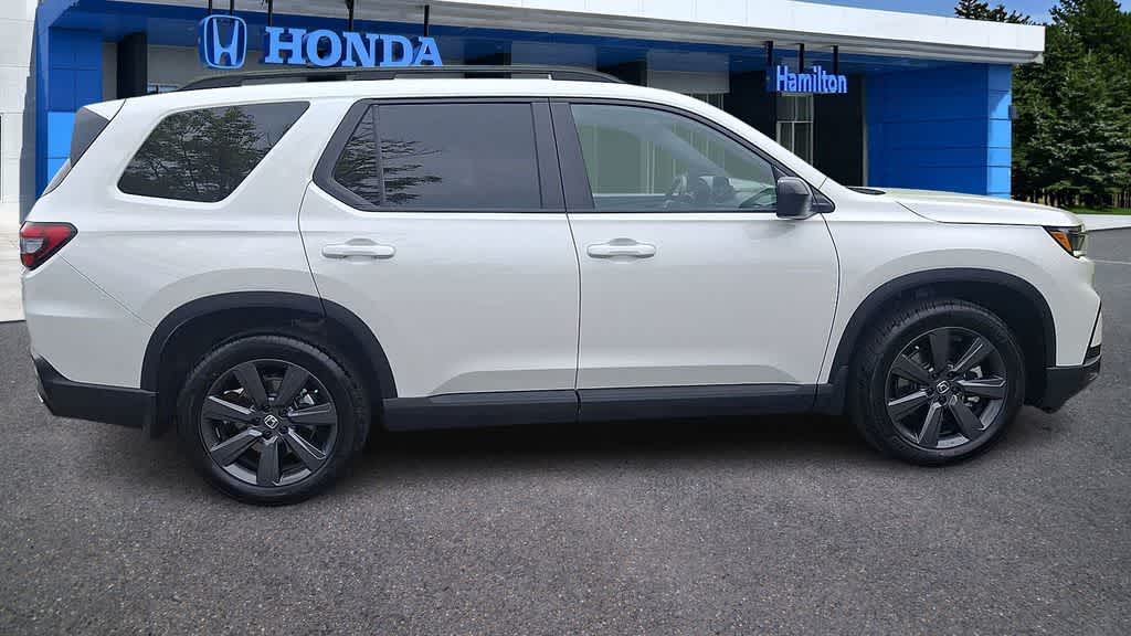 Thumbnail: 2025 Honda Pilot - 9