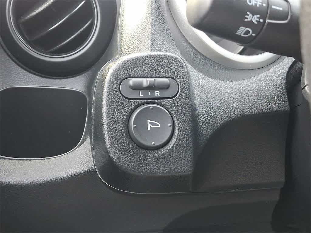 Thumbnail: 2013 Honda Fit - 17