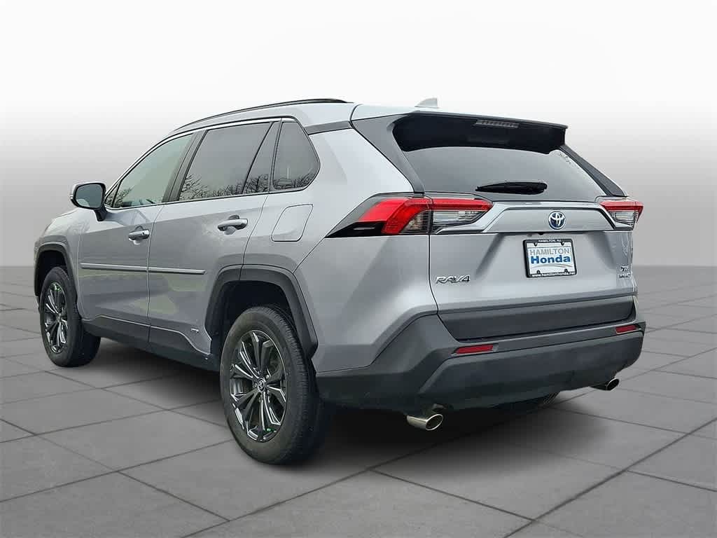 Thumbnail: 2022 Toyota RAV4 - 22