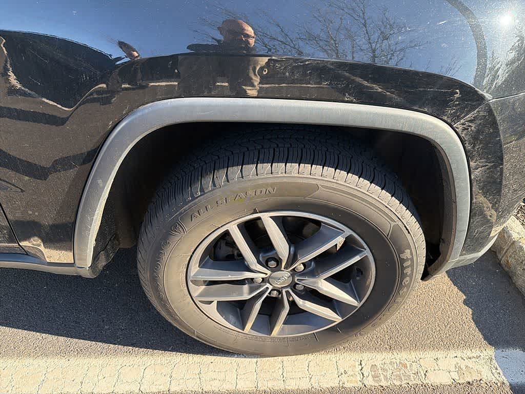 Thumbnail: 2018 Jeep Grand Cherokee - 11