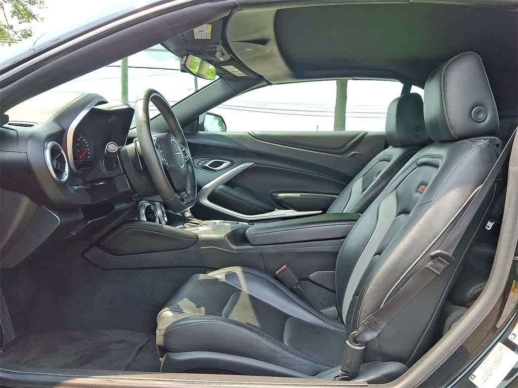 2018 Chevrolet Camaro  11