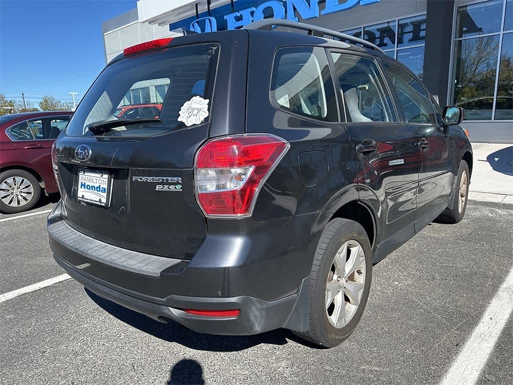 Thumbnail: 2016 Subaru Forester - 4