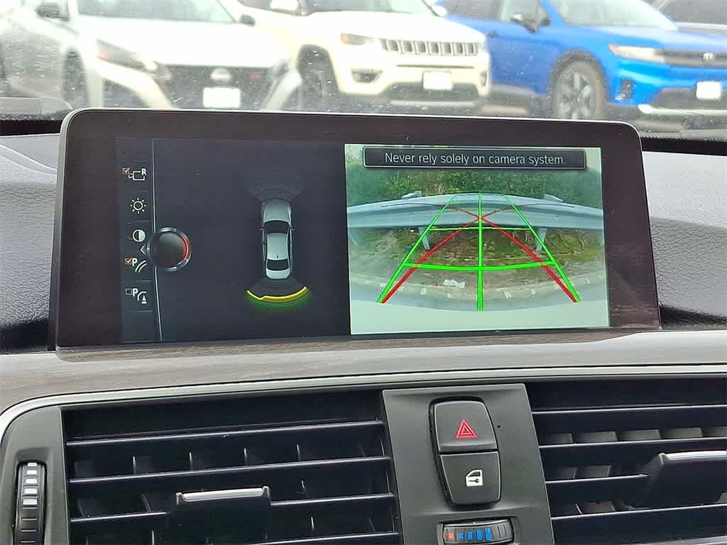 Thumbnail: 2017 BMW 3 Series - 15