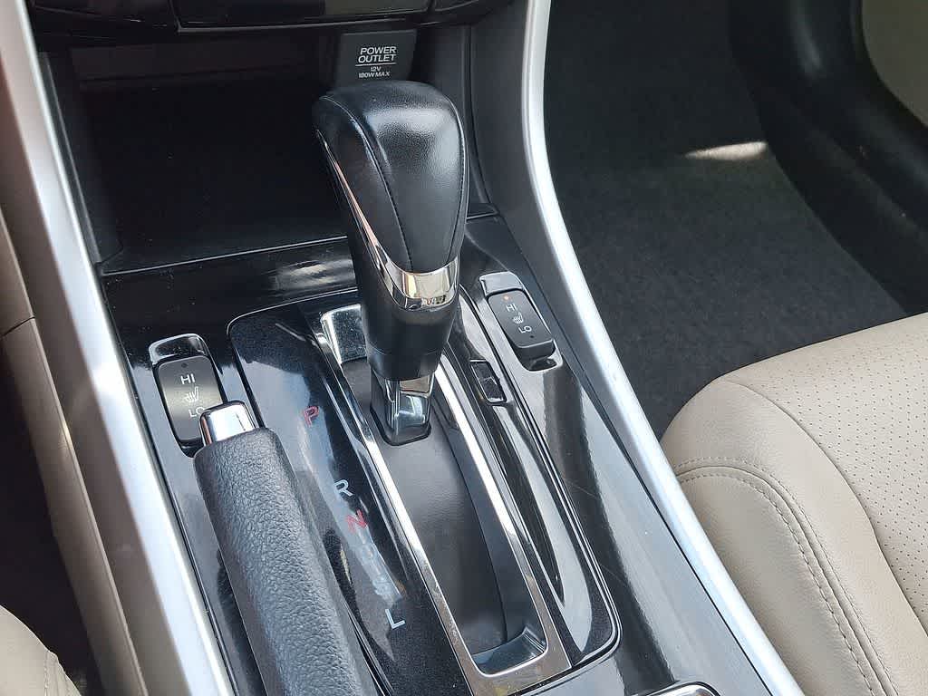 Thumbnail: 2017 Honda Accord - 12