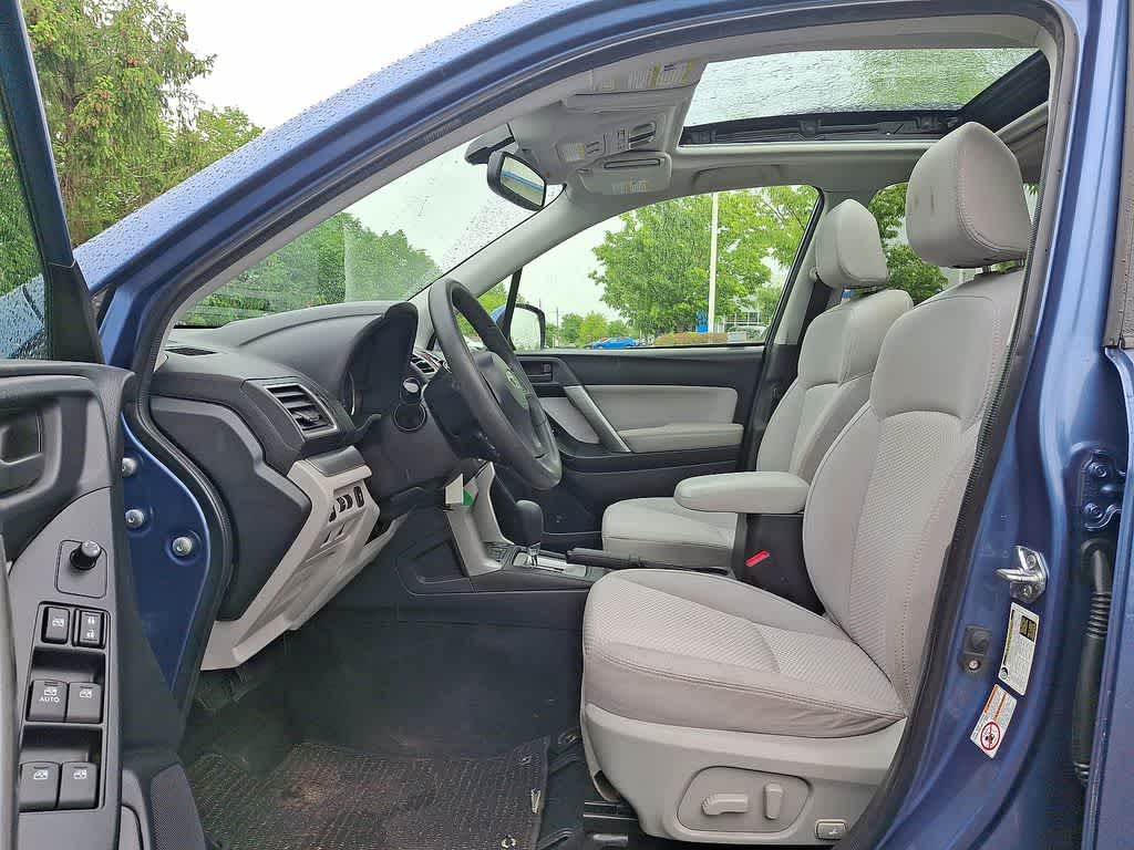 Thumbnail: 2016 Subaru Forester - 11