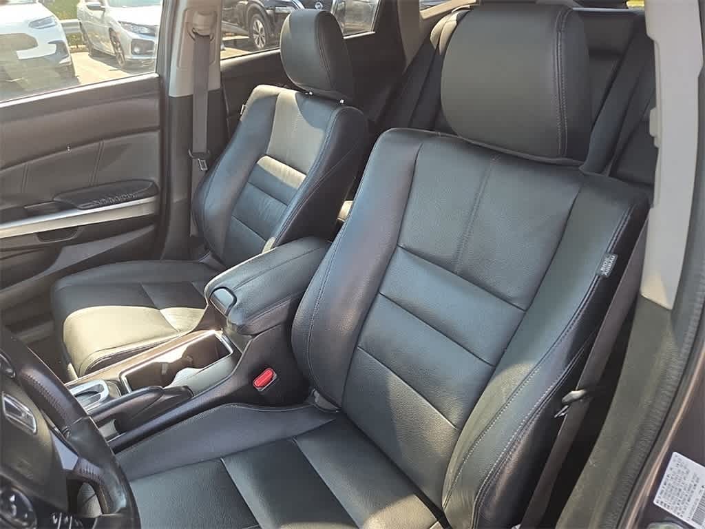 Thumbnail: 2015 Honda Crosstour - 12