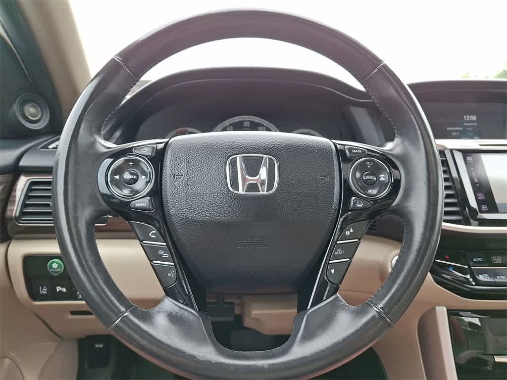 Thumbnail: 2016 Honda Accord - 16