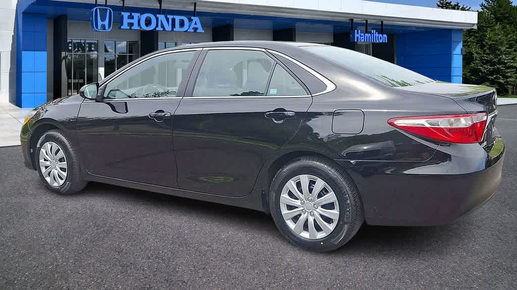 Thumbnail: 2017 Toyota Camry - 6