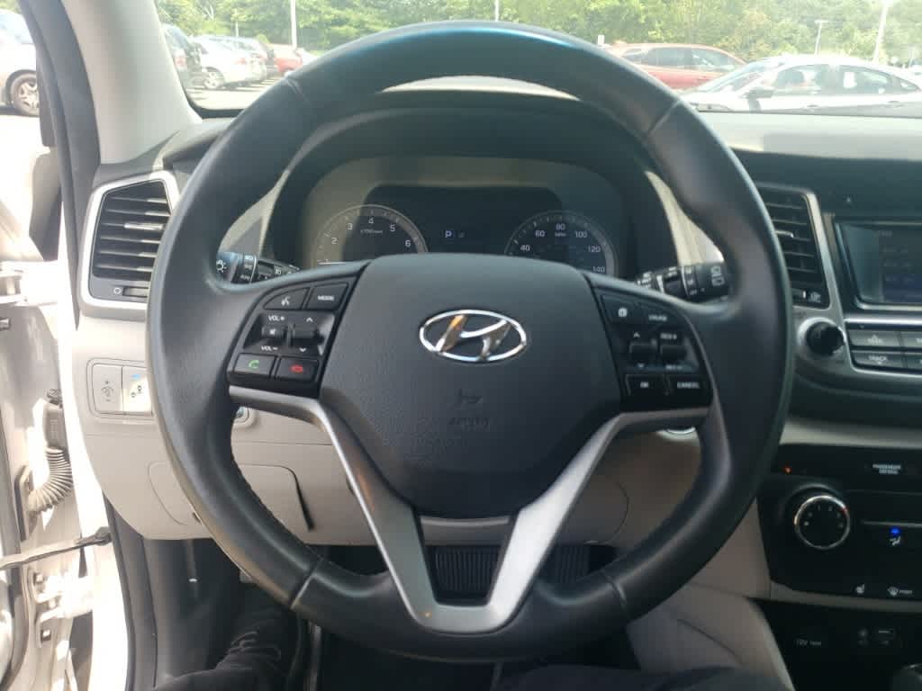 Thumbnail: 2017 Hyundai Tucson - 17