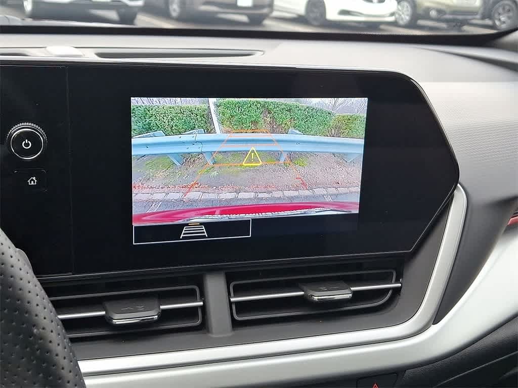 Thumbnail: 2024 Chevrolet Trax - 15