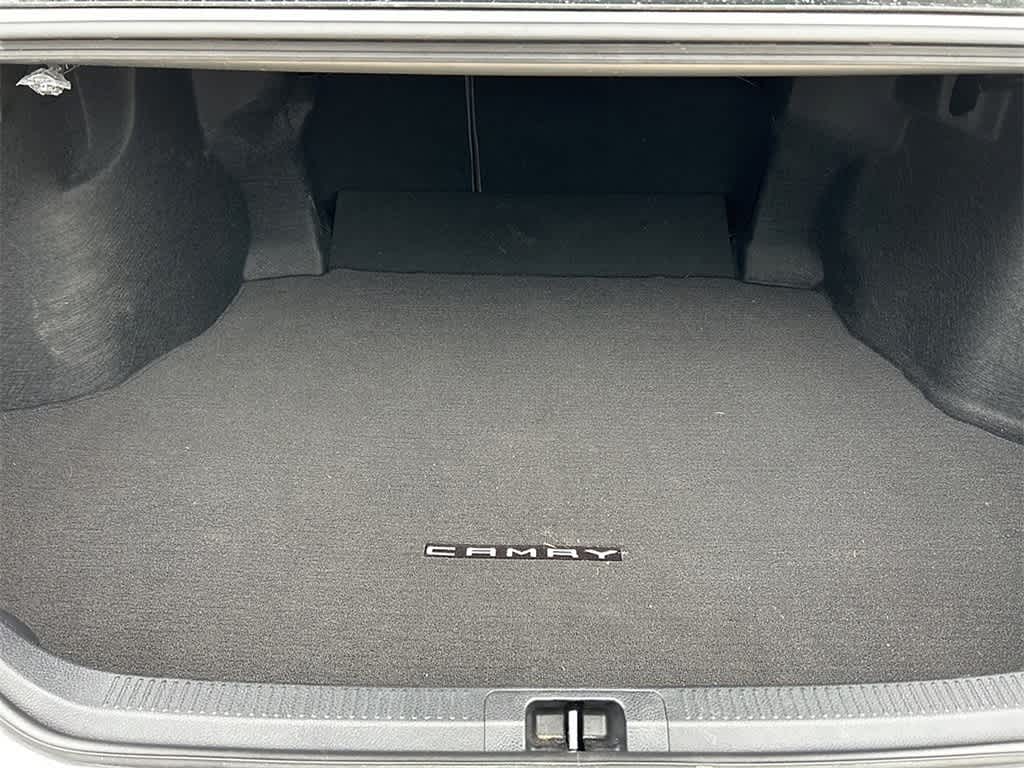 Thumbnail: 2018 Toyota Camry - 11