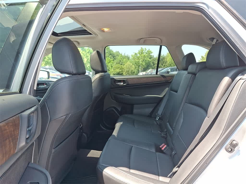 Thumbnail: 2016 Subaru Outback - 12