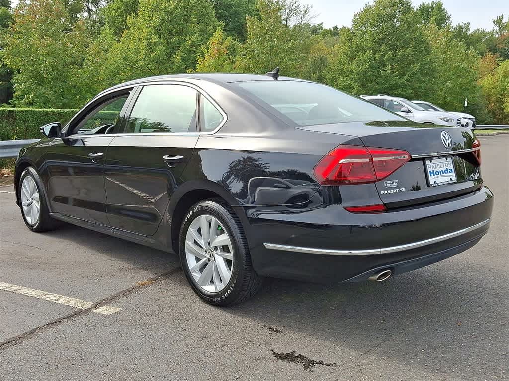 Thumbnail: 2018 Volkswagen Passat - 20