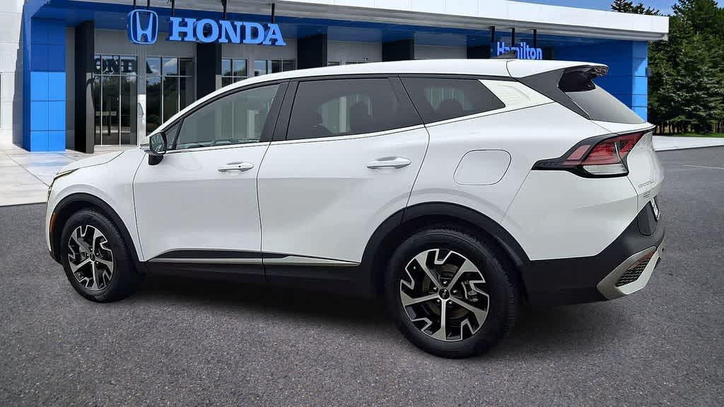 Thumbnail: 2023 Kia Sportage - 6