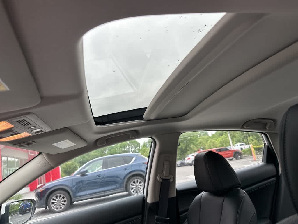 Thumbnail: 2021 Honda Insight - 9