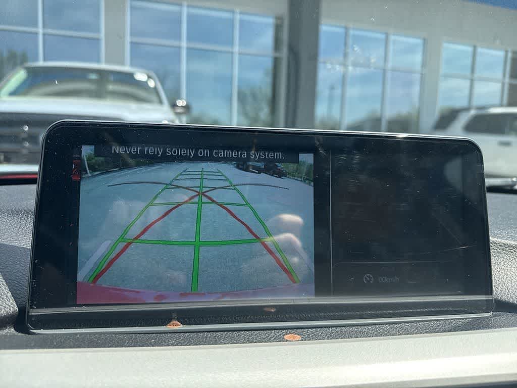 Thumbnail: 2016 BMW 3 Series - 16