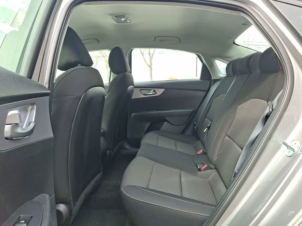 Thumbnail: 2023 Kia Forte - 20