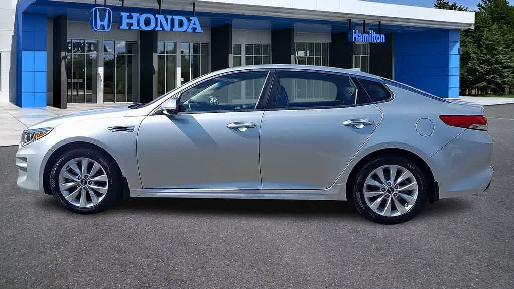 Thumbnail: 2016 Kia Optima - 5