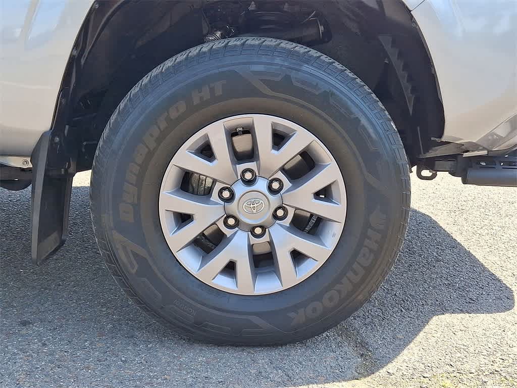 2019 Toyota Tacoma SR 26