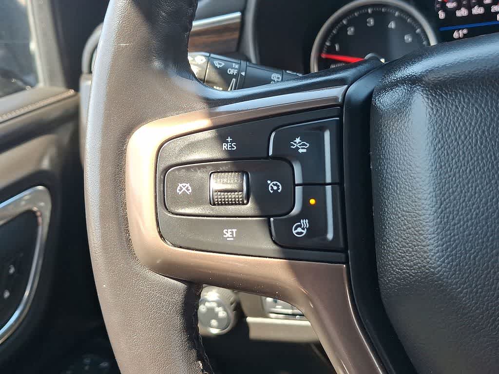 Thumbnail: 2021 Chevrolet Tahoe - 17