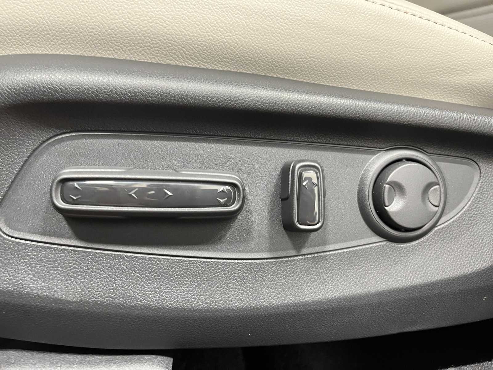 Thumbnail: 2026 Honda CR-V - 14