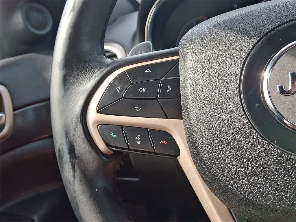 Thumbnail: 2017 Jeep Grand Cherokee - 17