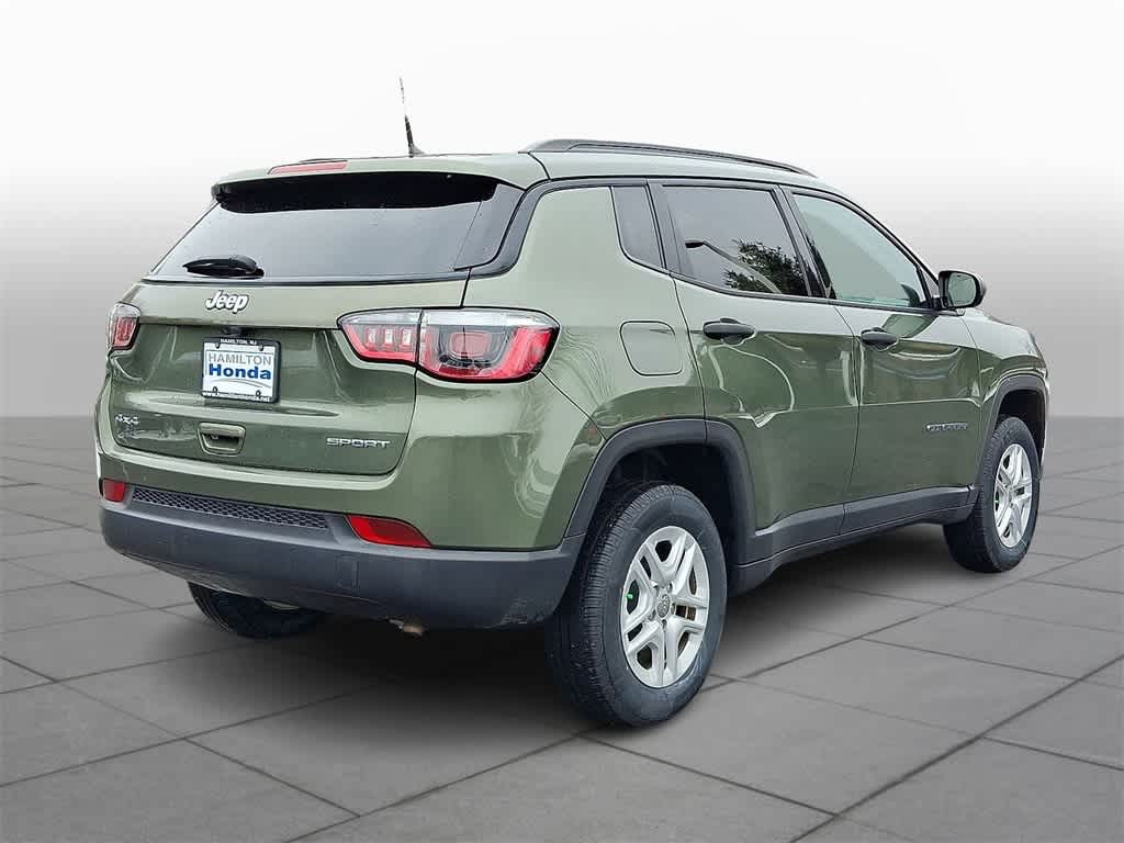 Thumbnail: 2018 Jeep Compass - 24