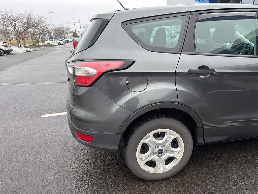 Thumbnail: 2017 Ford Escape - 8