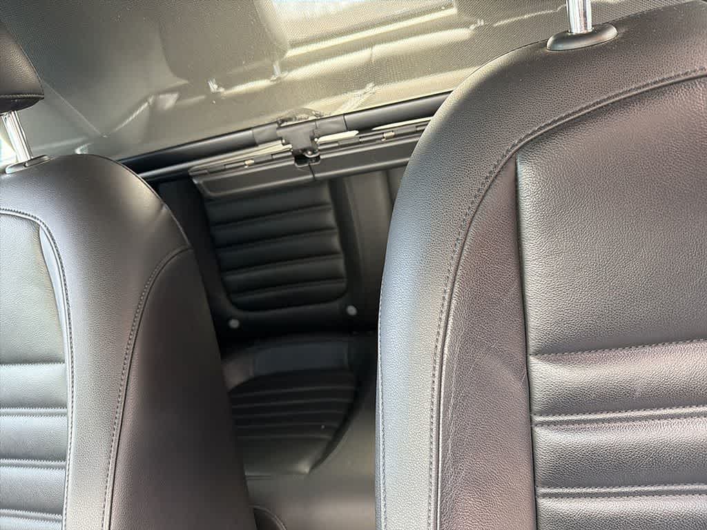 Thumbnail: 2014 Volkswagen Beetle - 18