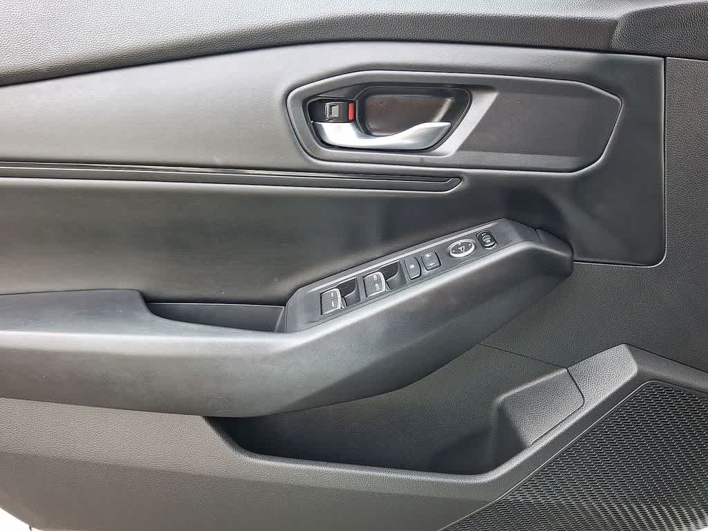 Thumbnail: 2023 Honda Accord - 10