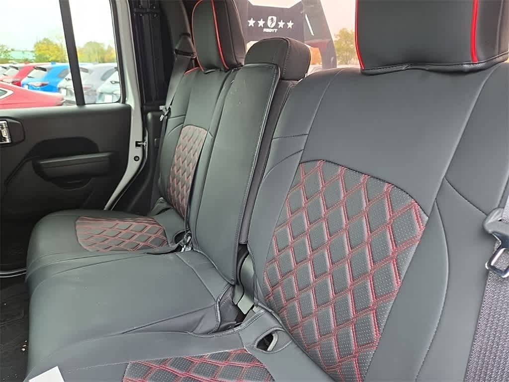 Thumbnail: 2023 Jeep Gladiator - 13