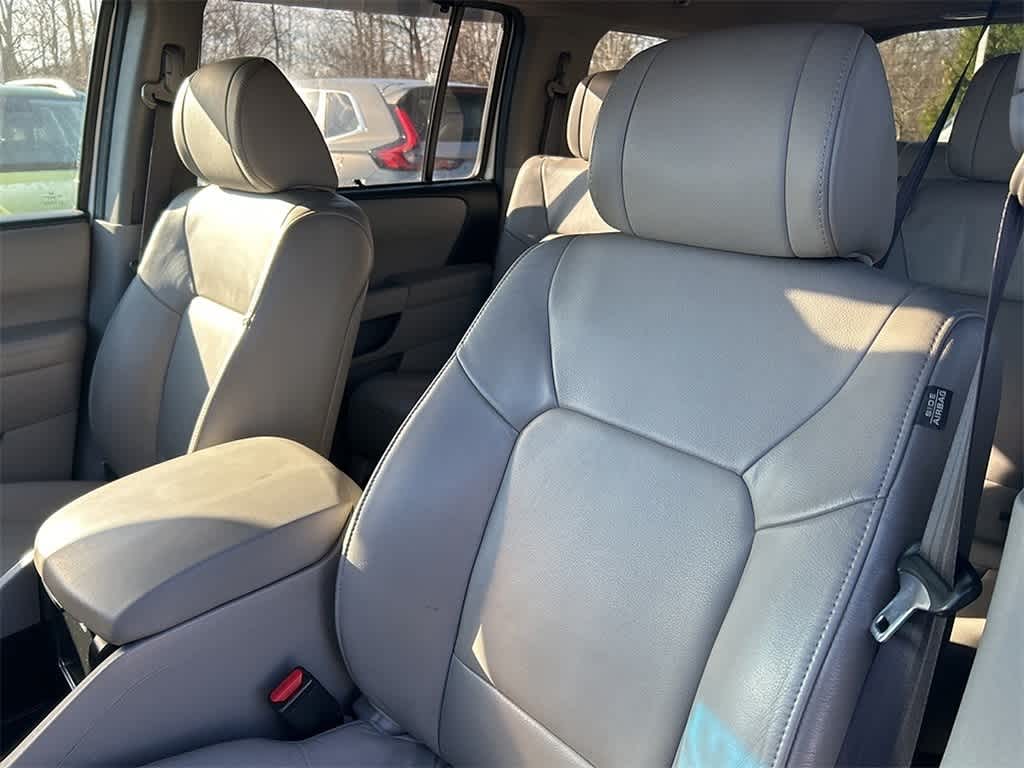 Thumbnail: 2013 Honda Pilot - 18