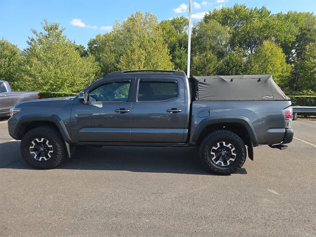 Thumbnail: 2022 Toyota Tacoma - 8