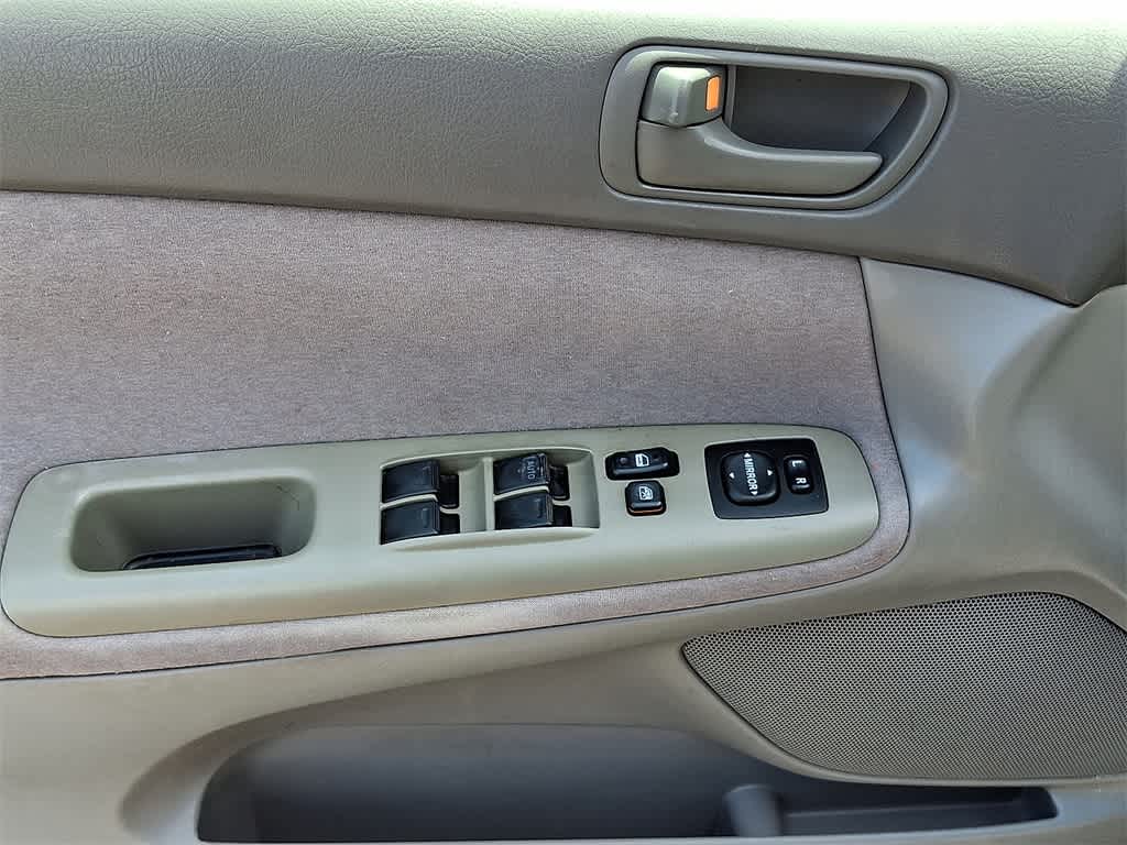 Thumbnail: 2002 Toyota Camry - 2