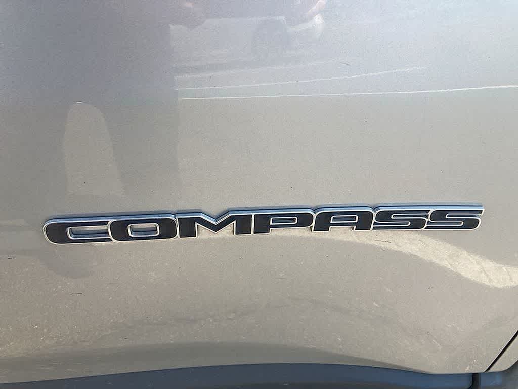 Thumbnail: 2022 Jeep Compass - 15