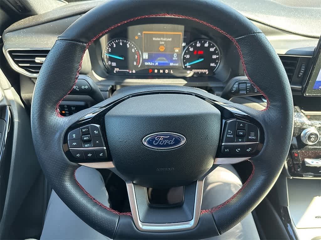 Thumbnail: 2023 Ford Explorer - 9