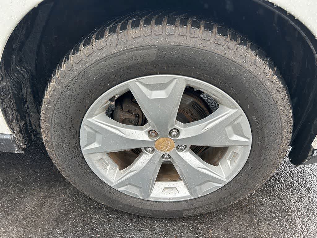 Thumbnail: 2015 Subaru Forester - 9