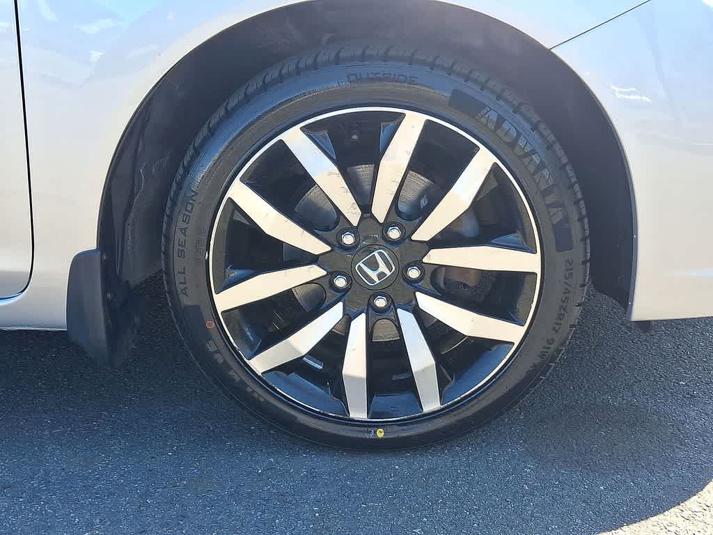 Thumbnail: 2015 Honda Civic - 26